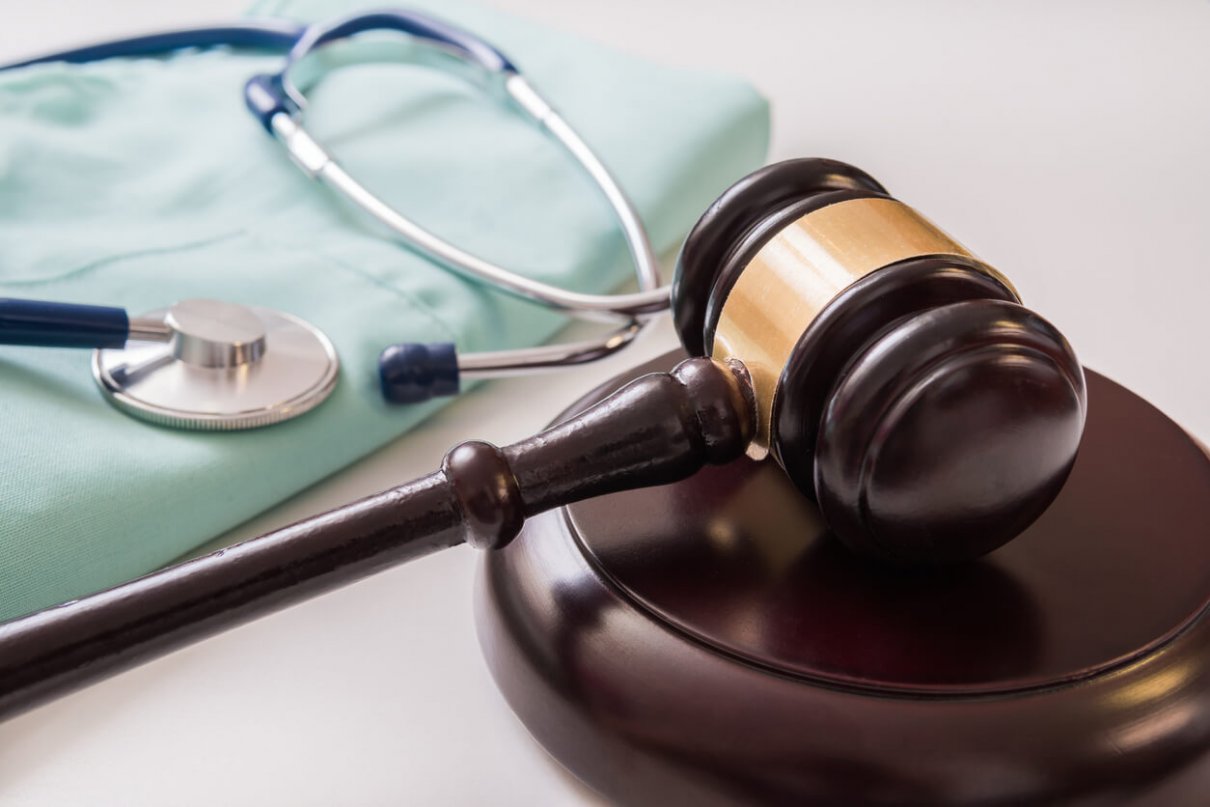 Everything You Should Consider When Filing a Medical Malpractice Lawsuit