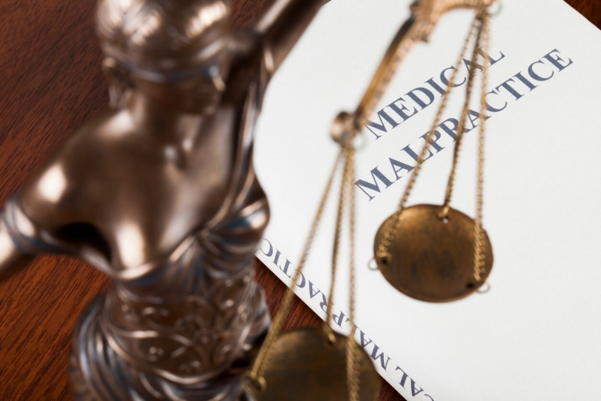 How Long Can It Take to Receive Damages From a Medical Malpractice Case?